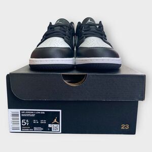 Nike Air Jordan 1 Low Big Kids Shoes Black White Orca 553560-043 size 5.5Y NIB
